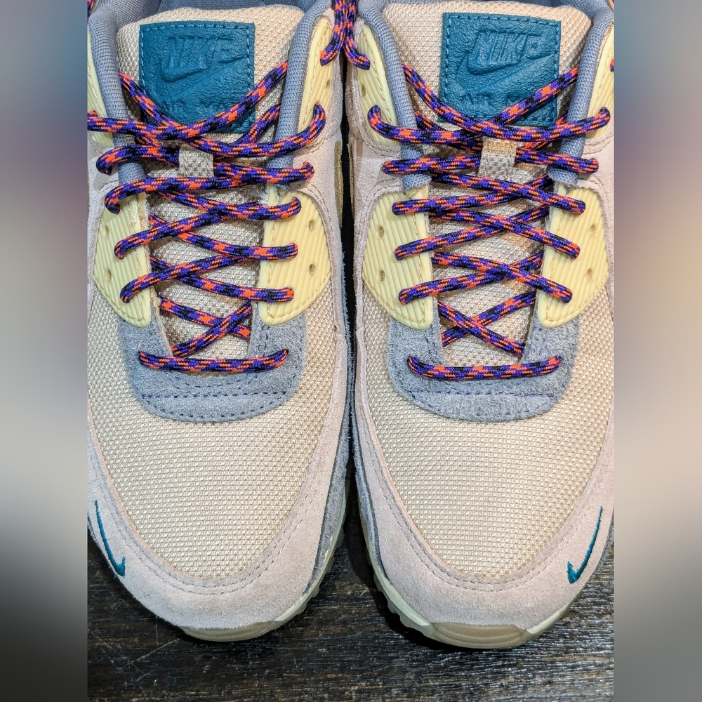 FREE SHIPPING! Nike Air Max 90 SE Sneakers Women's Fossil Stone, Size 9